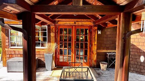 785 Beech Road, Nakusp, BC - Indoor