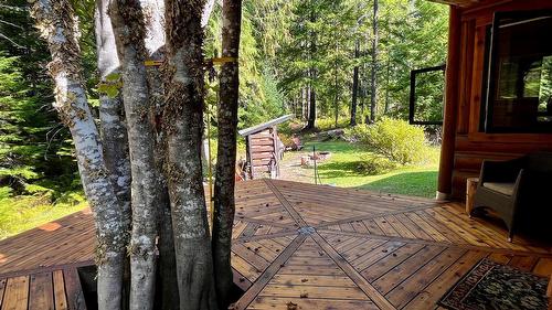 785 Beech Road, Nakusp, BC - Outdoor With Deck Patio Veranda