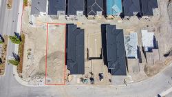 1688 Harbour View Crescent  Kelowna, BC V1Z 4E1