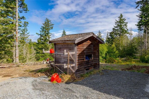 1695 Cole Rd, Sooke, BC 