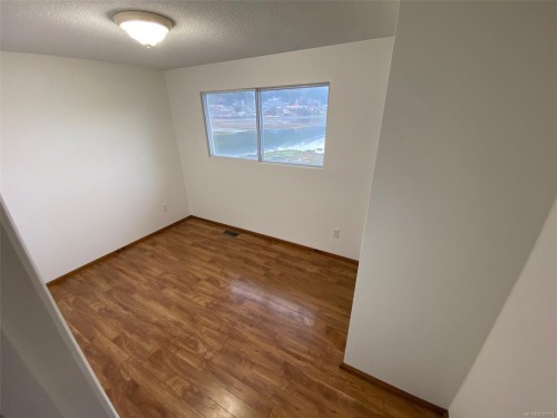 614 5Th Ave, See Remarks, BC 
