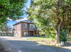 1767 Piercy Ave  Courtenay, BC V9N 3G2