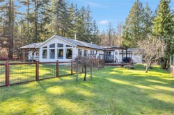 13655 Prospect Dr  Ladysmith, BC V9G 1G9