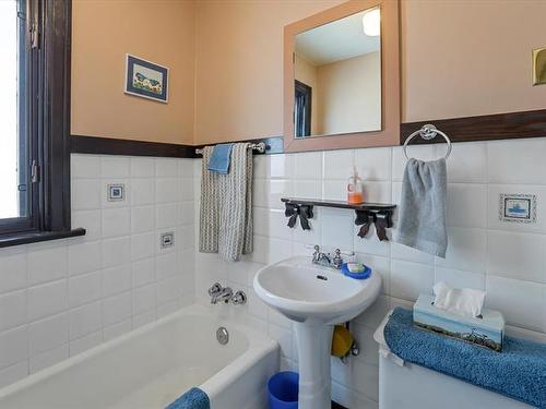 51 Cunnington Ave, Winnipeg, MB 