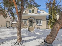 51 Cunnington AVE  Winnipeg, MB R2M 0X4