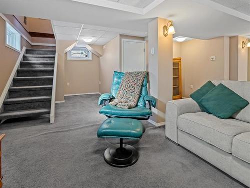 51 Cunnington Ave, Winnipeg, MB 