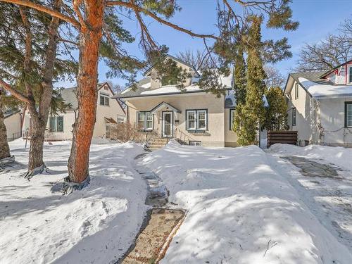 51 Cunnington Ave, Winnipeg, MB 