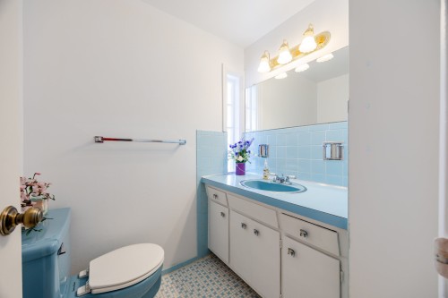 Salle de bains - 22 Rue Sunnydale, Dollard-Des-Ormeaux, QC - Indoor Photo Showing Bathroom