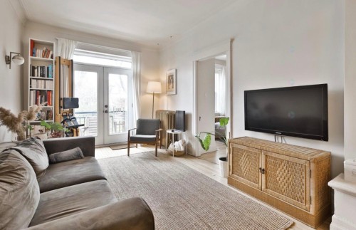 Living Room - 6-1630 Av. Van Horne, Montréal (Outremont), QC - Indoor Photo Showing Living Room