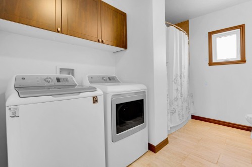 Salle de bains - 261 Rue Chartrand, Saint-Jérôme, QC - Indoor Photo Showing Laundry Room