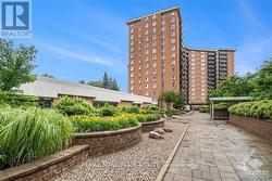 717 - 2000 JASMINE CRESCENT  Ottawa, ON K1J 8K4