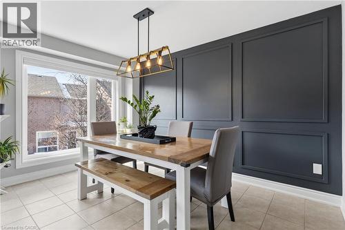 5123 Dryden Avenue, Burlington, ON - Indoor Photo Showing Dining Room