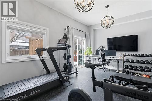 5123 Dryden Avenue, Burlington, ON - Indoor Photo Showing Gym Room