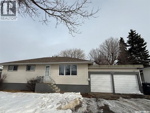 634 King STREET  Weyburn, SK S4H 0P7