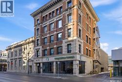 400 2020 11TH AVENUE  Regina, SK S4P 0J3