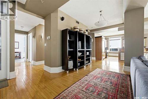 400 2020 11Th Avenue, Regina, SK - Indoor