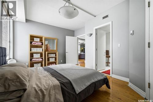400 2020 11Th Avenue, Regina, SK - Indoor Photo Showing Bedroom