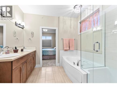 2372 Oglow Drive, Armstrong, BC - Indoor Photo Showing Bathroom