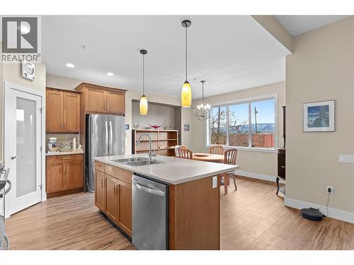 Kitchen - 2372 Oglow Drive, Armstrong, BC - Indoor Photo Showing Kitchen With Double Sink