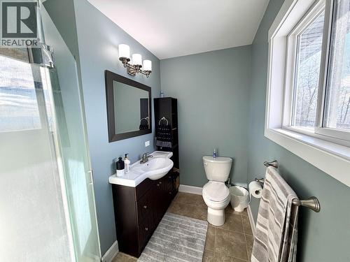 864 Old Loop Road, Vanderhoof, BC - Indoor Photo Showing Bathroom