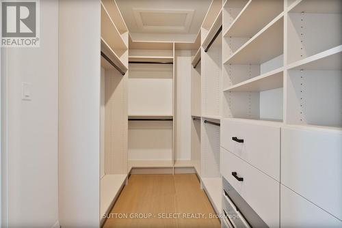 588 Creekview Chase, London North (North R), ON - Indoor With Storage