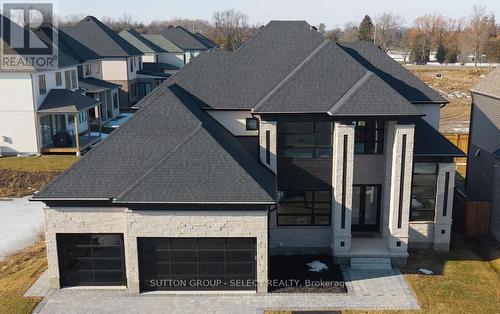 588 Creekview Chase, London North (North R), ON - Outdoor With Facade