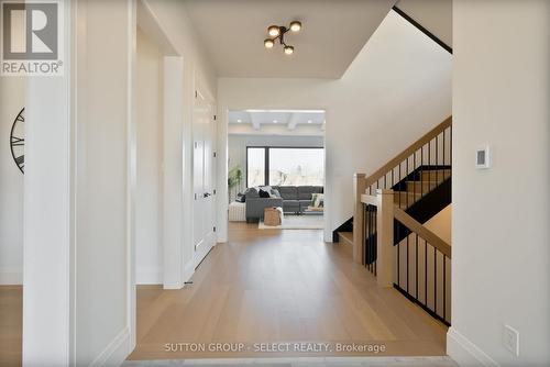 588 Creekview Chase, London North (North R), ON - Indoor Photo Showing Other Room