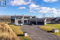 493 SHOREWAY DRIVE  Ottawa, ON K4P 0G3