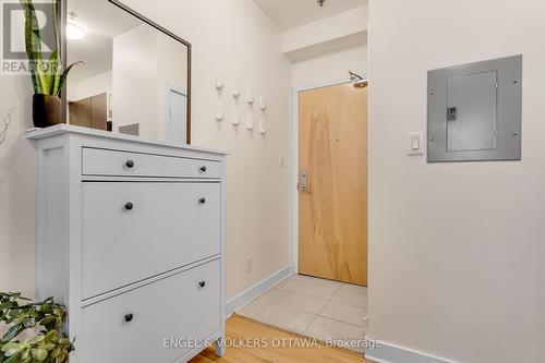 104 - 360 Cumberland Street, Ottawa, ON - Indoor Photo Showing Other Room