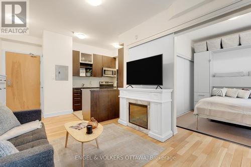 104 - 360 Cumberland Street, Ottawa, ON - Indoor