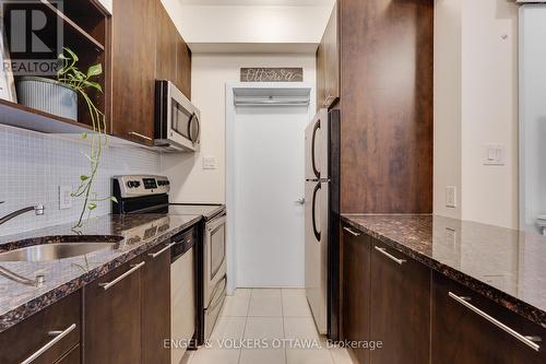 104 - 360 Cumberland Street, Ottawa, ON - Indoor Photo Showing Kitchen