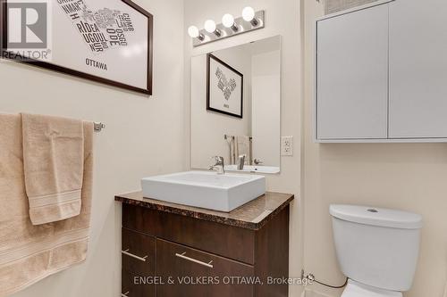 104 - 360 Cumberland Street, Ottawa, ON - Indoor Photo Showing Bathroom