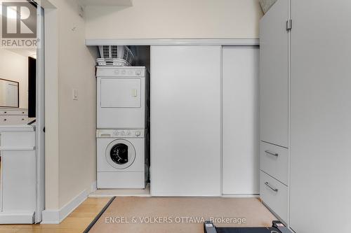 104 - 360 Cumberland Street, Ottawa, ON - Indoor Photo Showing Laundry Room