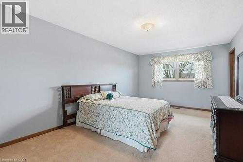639 Rexford Drive, Hamilton, ON - Indoor Photo Showing Bedroom