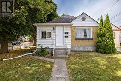 420 MACDONNELL STREET  Kingston, ON K7L 4E4