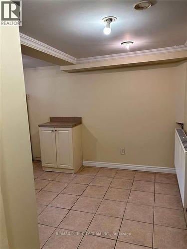 B - 1745 Bathurst Street, Toronto, ON - Indoor Photo Showing Other Room