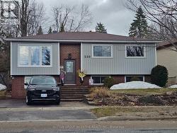 230 EDGEHILL DRIVE Barrie, ON L4N 7X1