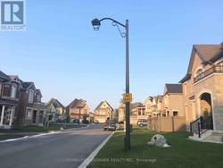 23 BOLAND CRT CRESCENT S  Aurora, ON L4G 0W6