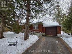 2306 LAWN AVENUE  Ottawa, ON K2B 7B4