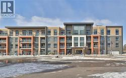 4040 UPPER MIDDLE Road Unit# 114  Burlington, ON L7M 0H2