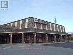 101 - 2810 VICTORIA PARK AVENUE  Toronto, ON M2J 4A9