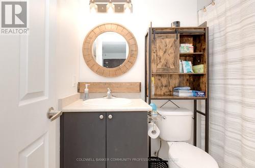 404 - 3060 Rotary Way, Burlington, ON - Indoor Photo Showing Bathroom
