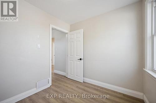 253 Sydney Street S, Kitchener, ON - Indoor Photo Showing Other Room