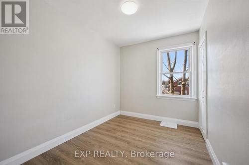 253 Sydney Street S, Kitchener, ON - Indoor Photo Showing Other Room