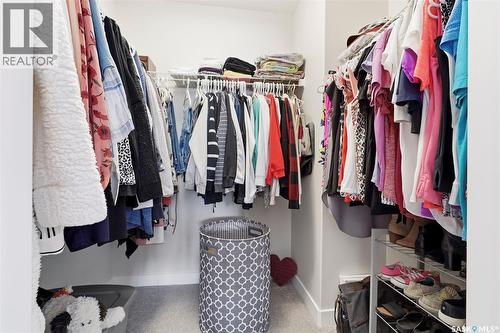 535 Schmeiser Avenue, Saskatoon, SK - Indoor With Storage