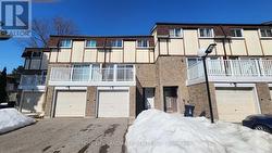 6 - 44 CHESTER LE BOULEVARD  Toronto, ON M1W 2M8
