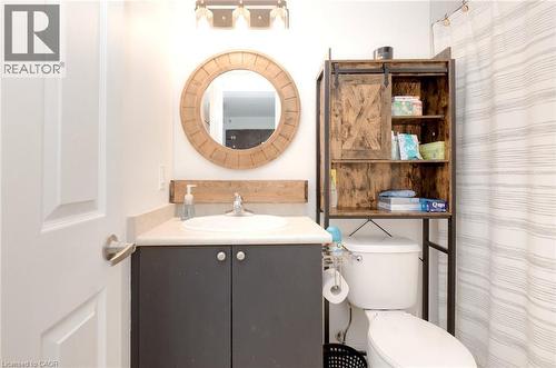 3060 Rotary Way Unit# 404, Burlington, ON - Indoor Photo Showing Bathroom