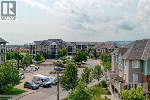 3060 Rotary Way Unit# 404, Burlington, ON - Outdoor