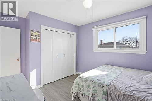 7 Rapallo Drive, Hamilton, ON - Indoor Photo Showing Bedroom