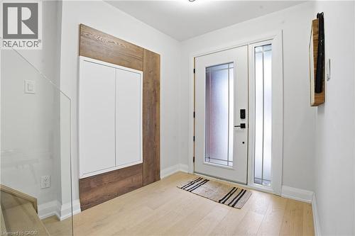 108 Greenshire Drive, Hamilton, ON - Indoor Photo Showing Other Room